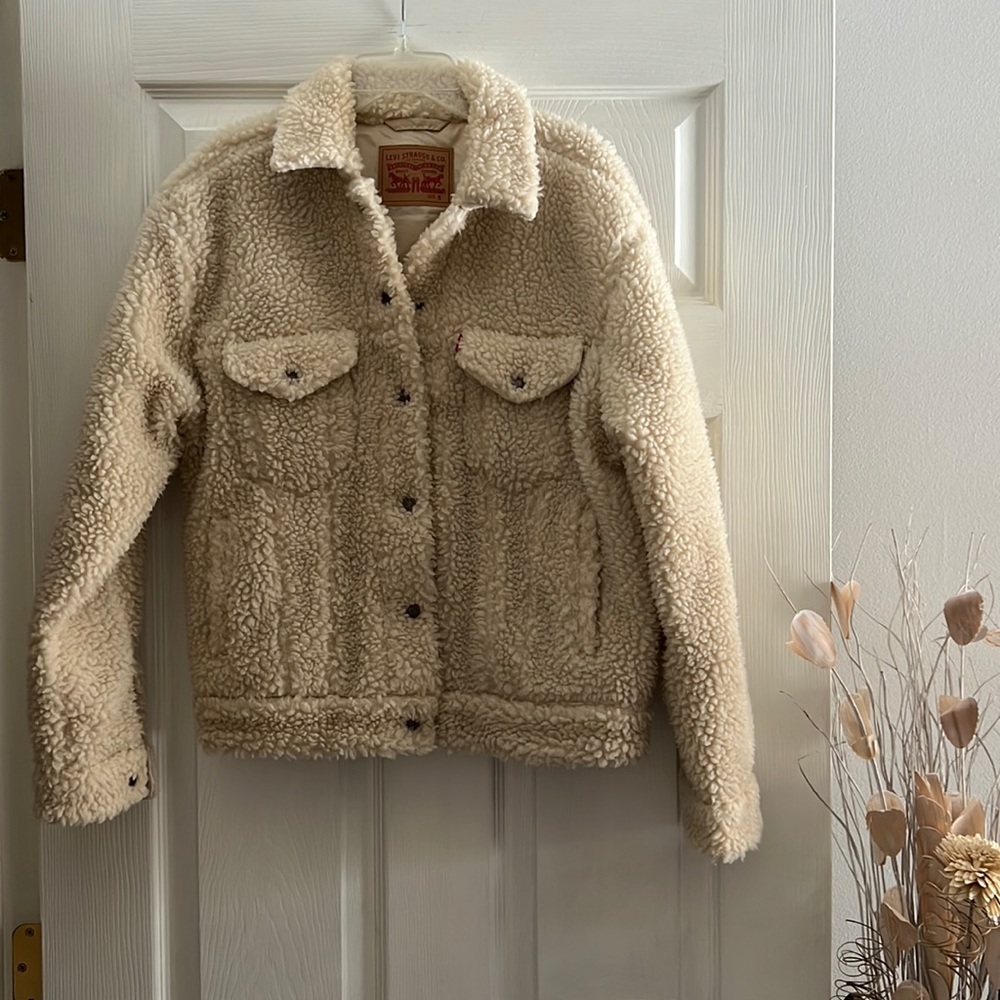 Levi’s Oversized Teddy Jacket - Size S